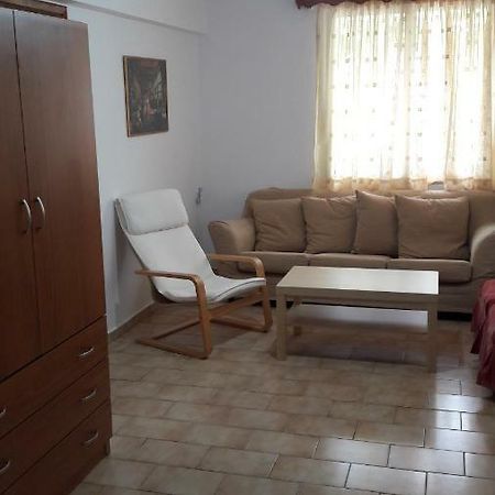 Anastasia' S Guest House 新马尔马拉斯 外观 照片
