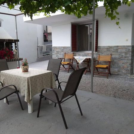 Anastasia' S Guest House 新马尔马拉斯 外观 照片