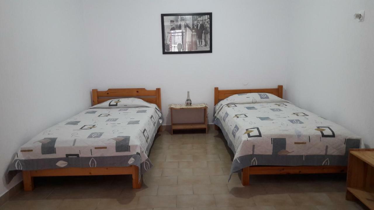Anastasia' S Guest House 新马尔马拉斯 外观 照片