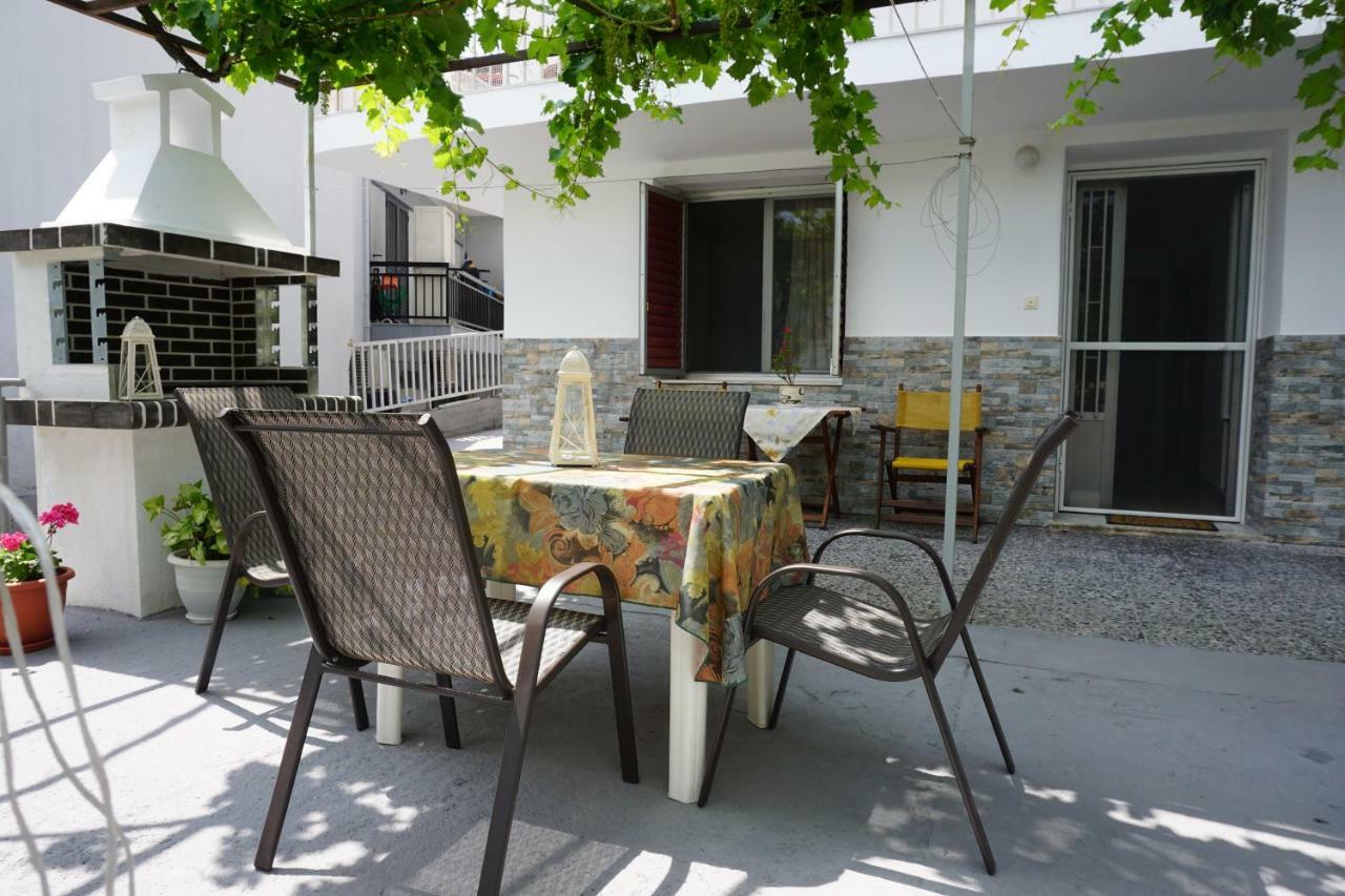 Anastasia' S Guest House 新马尔马拉斯 外观 照片