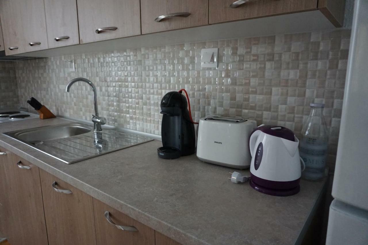 Anastasia' S Guest House 新马尔马拉斯 外观 照片