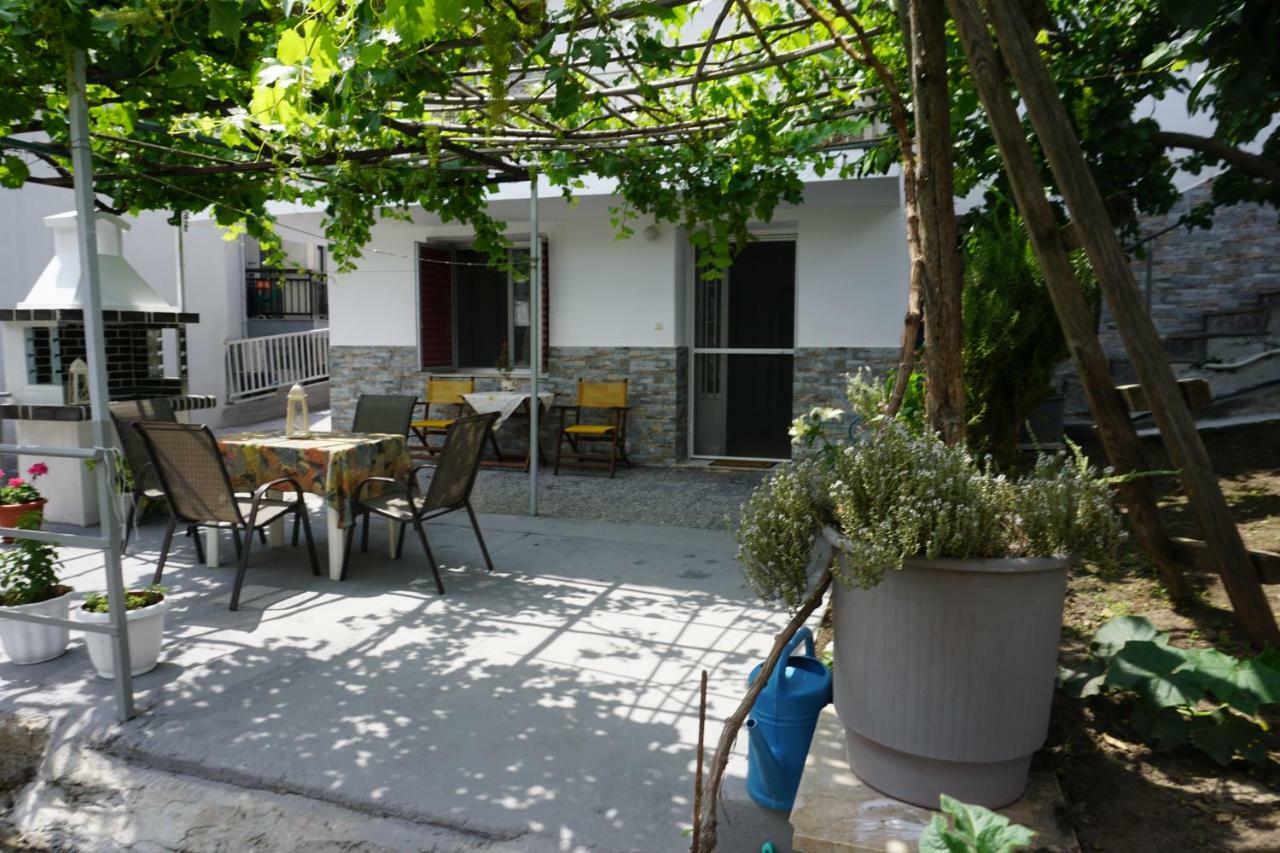 Anastasia' S Guest House 新马尔马拉斯 外观 照片