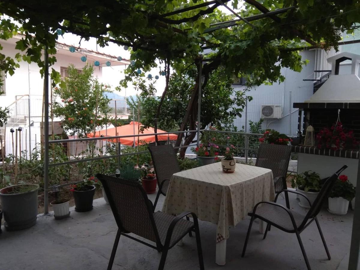 Anastasia' S Guest House 新马尔马拉斯 外观 照片